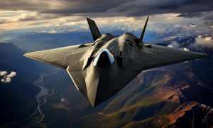 詹姆斯活动现场门口聚集大批球迷齐声高呼GOAT迎接老詹